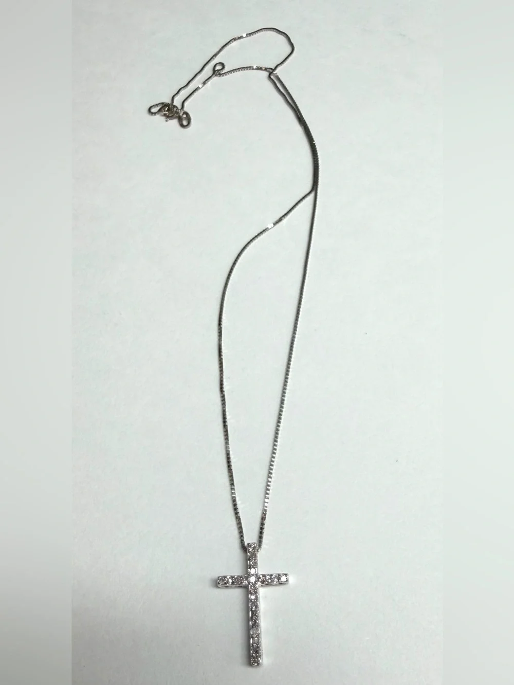 10k White Gold .30ctw Natural Diamond Cross Pendant Necklace